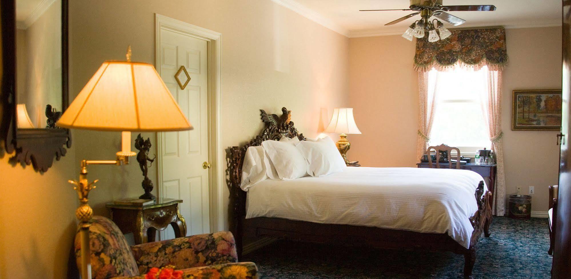 The Sanford House Inn & Spa อาร์ลิงตัน ภายนอก รูปภาพ